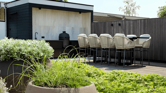 Top 10 Must-Have Accessories for a Luxury Outdoor Kitchen - Importeco