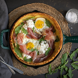 Combekk® Classic Skillet (26cm) – Enameled Recycled Cast Iron, Holly Green