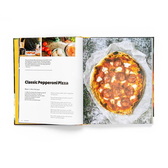 Ooni: Cooking with Fire Cookbook - Importeco